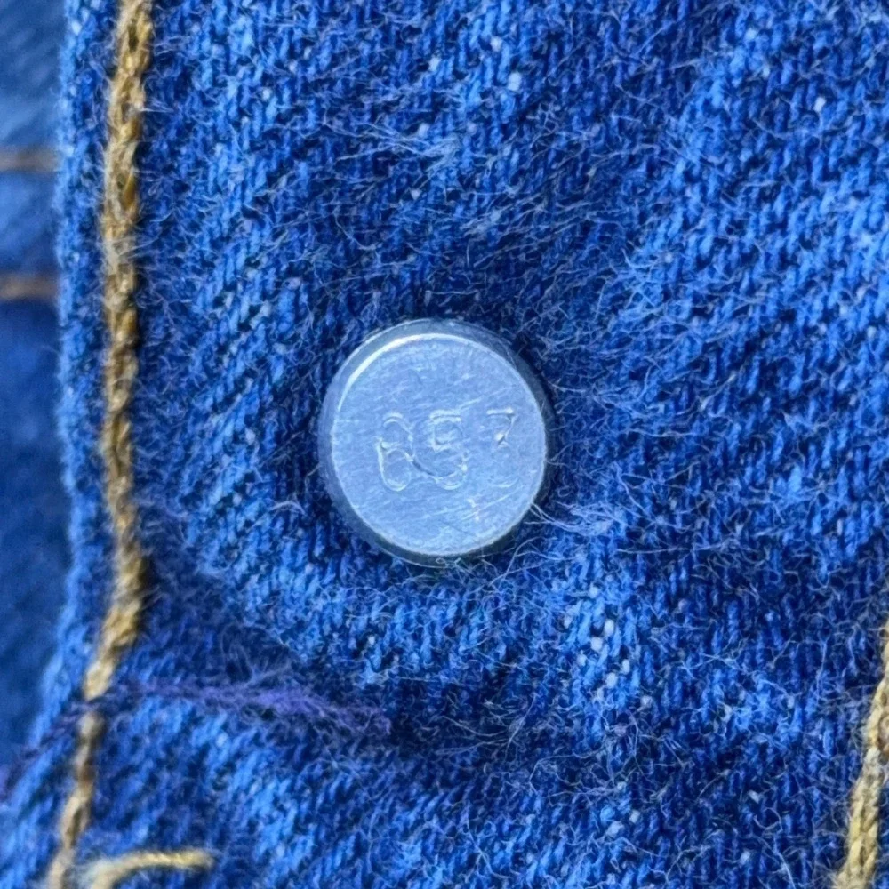 Vintage Levis 501 Mens Button Fly Blue Denim Jeans 36x34 Made in USA